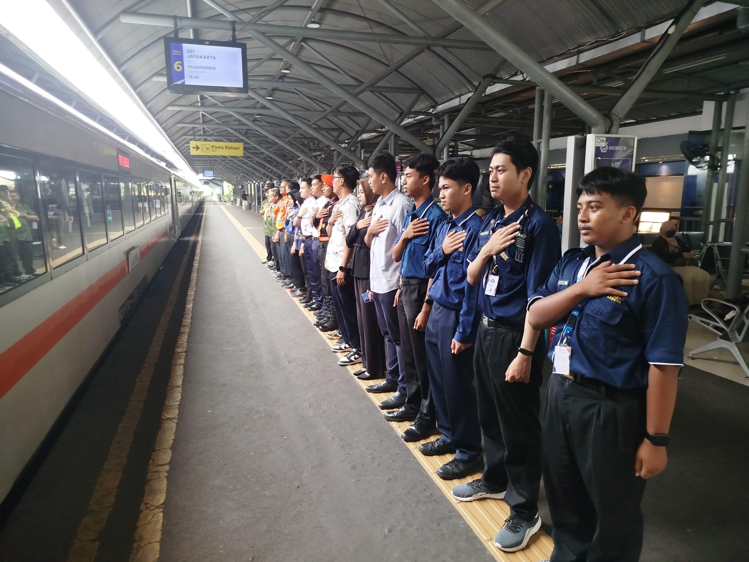 Posko Lebaran 2026 Sahabat Kereta Layani Pemumpang